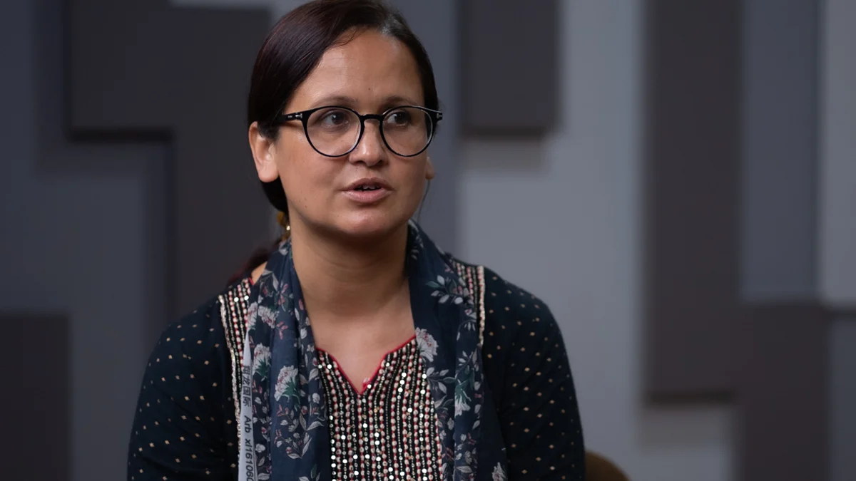 १०० मिटर सडकसामु राज्य हायलकायल, उपभोक्तालाई अभाव, महँगी र सास्ती